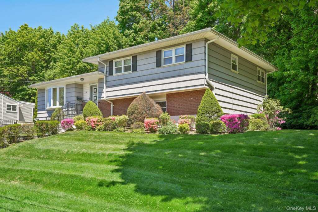36 Chatham Road, New Rochelle, NY 10804 - Photo 40 of 44