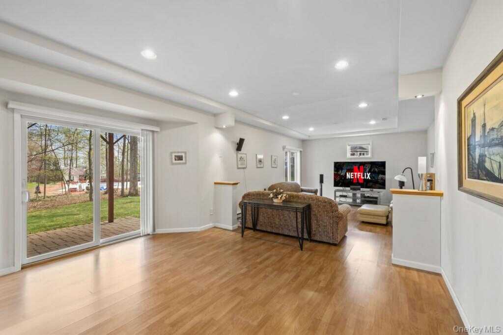 150 Trails End, New City, NY 10956 - Photo 40 of 45