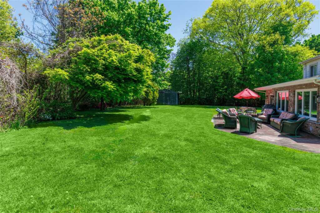 10 Bell Place, Rye, NY 10573 - Photo 6 of 25