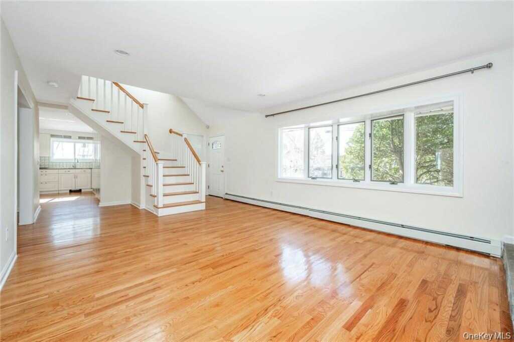 10 Bell Place, Rye, NY 10573 - Photo 9 of 25