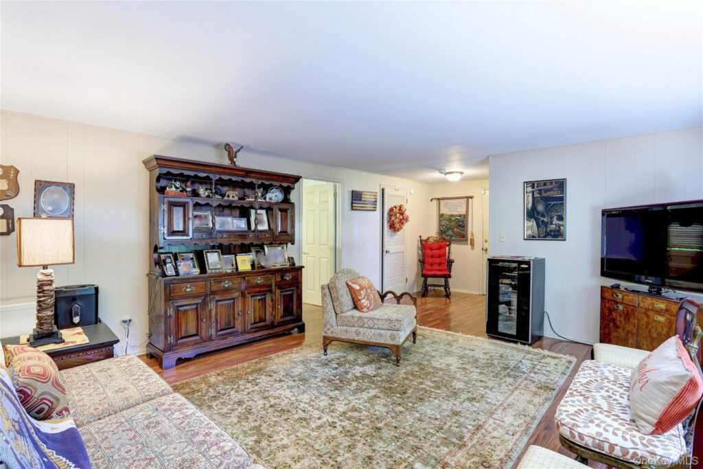 164 Phillips Hill Road, New City, NY 10956 - Photo 16 of 28