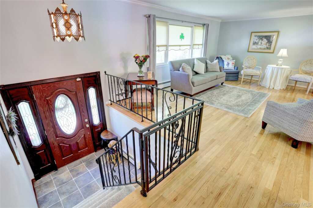 164 Phillips Hill Road, New City, NY 10956 - Photo 4 of 28