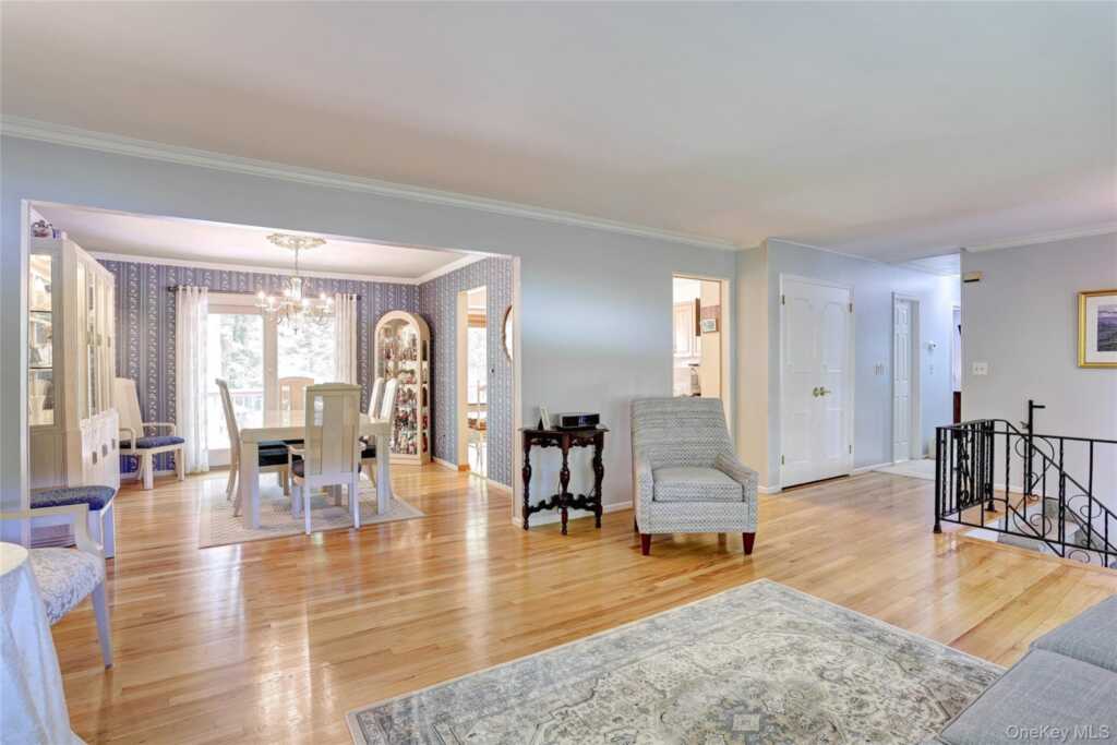 164 Phillips Hill Road, New City, NY 10956 - Photo 7 of 28