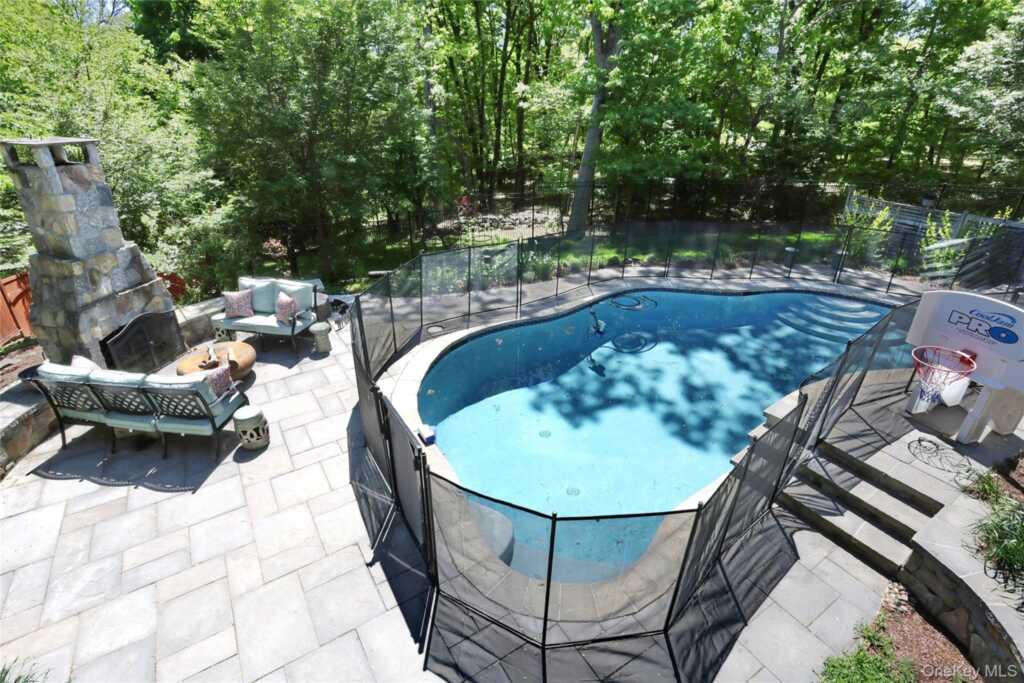 2 Phillips Drive, Stony Point, NY 10980 - Photo 33 of 42