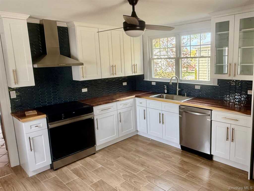 11 Madison Avenue, Unit #2nd Fl, Rye, NY 10573 - Photo 3 of 13