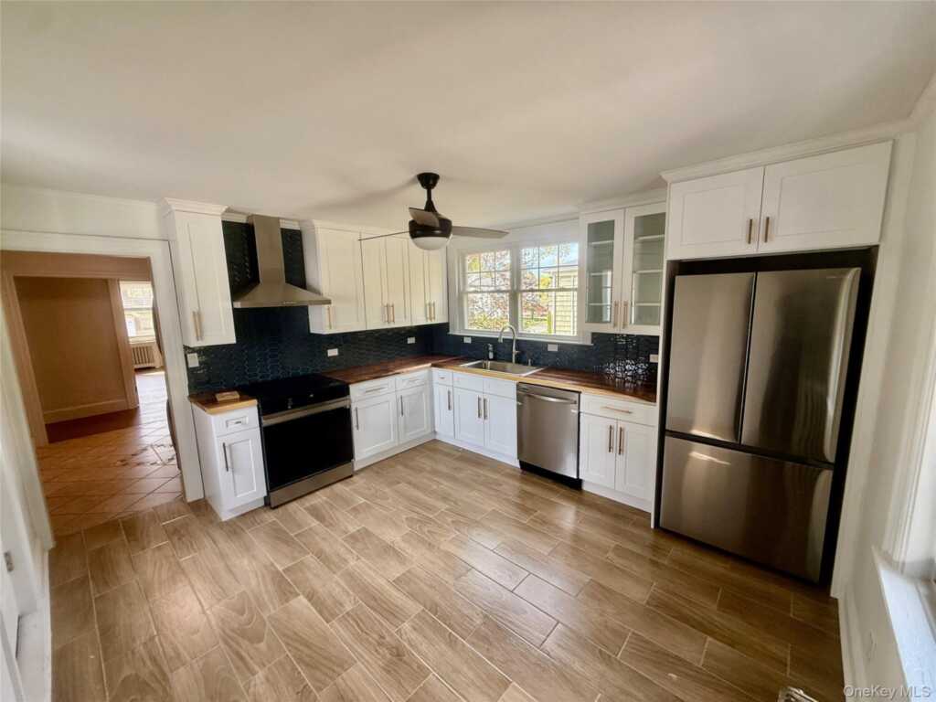 11 Madison Avenue, Unit #2nd Fl, Rye, NY 10573 - Photo 4 of 13
