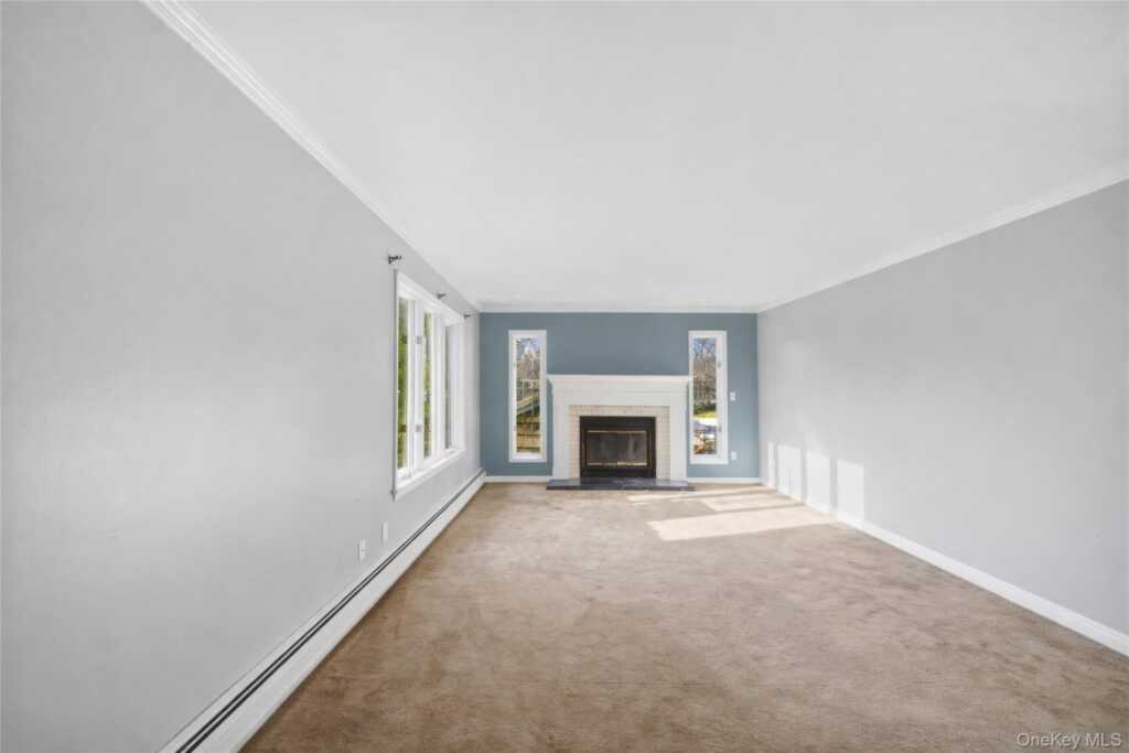 6 Lake Drive, New City, NY 10956 - Photo 11 of 22