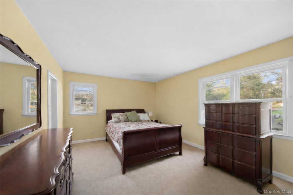 6 Lake Drive, New City, NY 10956 - Photo 15 of 22