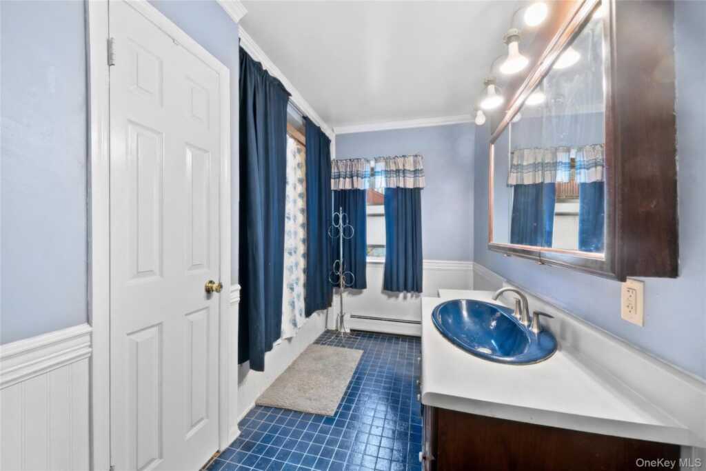 6 Lake Drive, New City, NY 10956 - Photo 16 of 22
