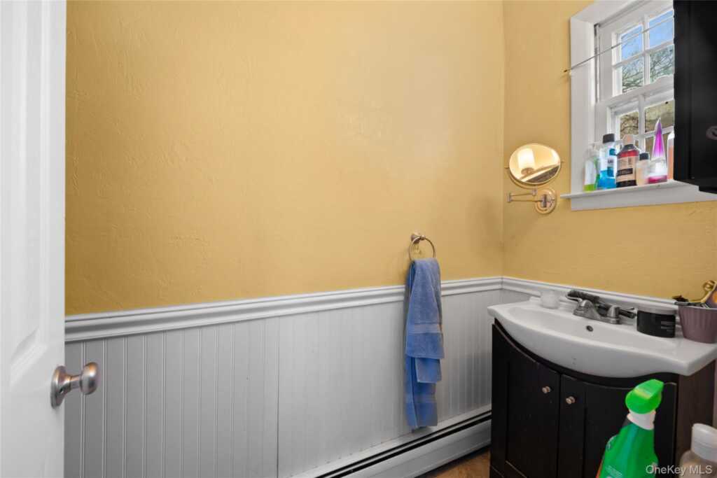 6 Lake Drive, New City, NY 10956 - Photo 17 of 22