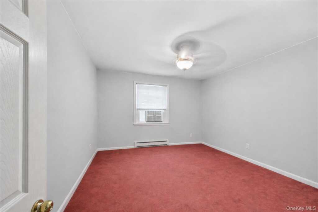 6 Lake Drive, New City, NY 10956 - Photo 20 of 22