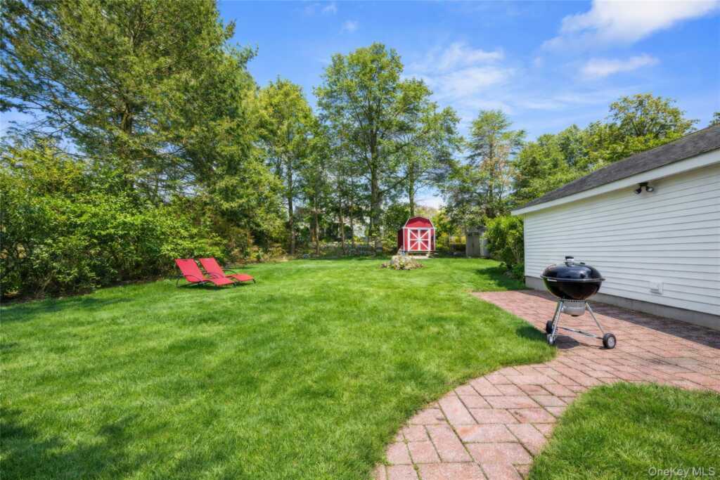 6 Lake Drive, New City, NY 10956 - Photo 4 of 22
