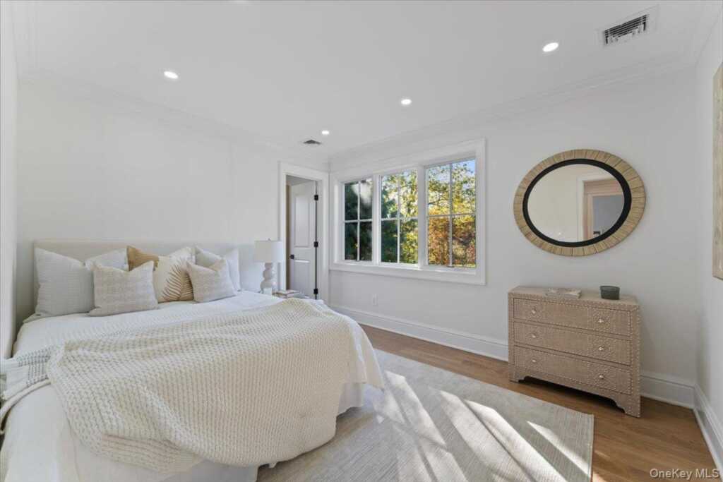 50 Franklin Avenue, Rye, NY 10580 - Photo 20 of 45