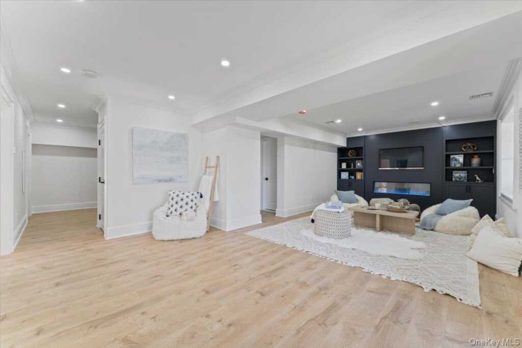 50 Franklin Avenue, Rye, NY 10580 - Photo 23 of 45