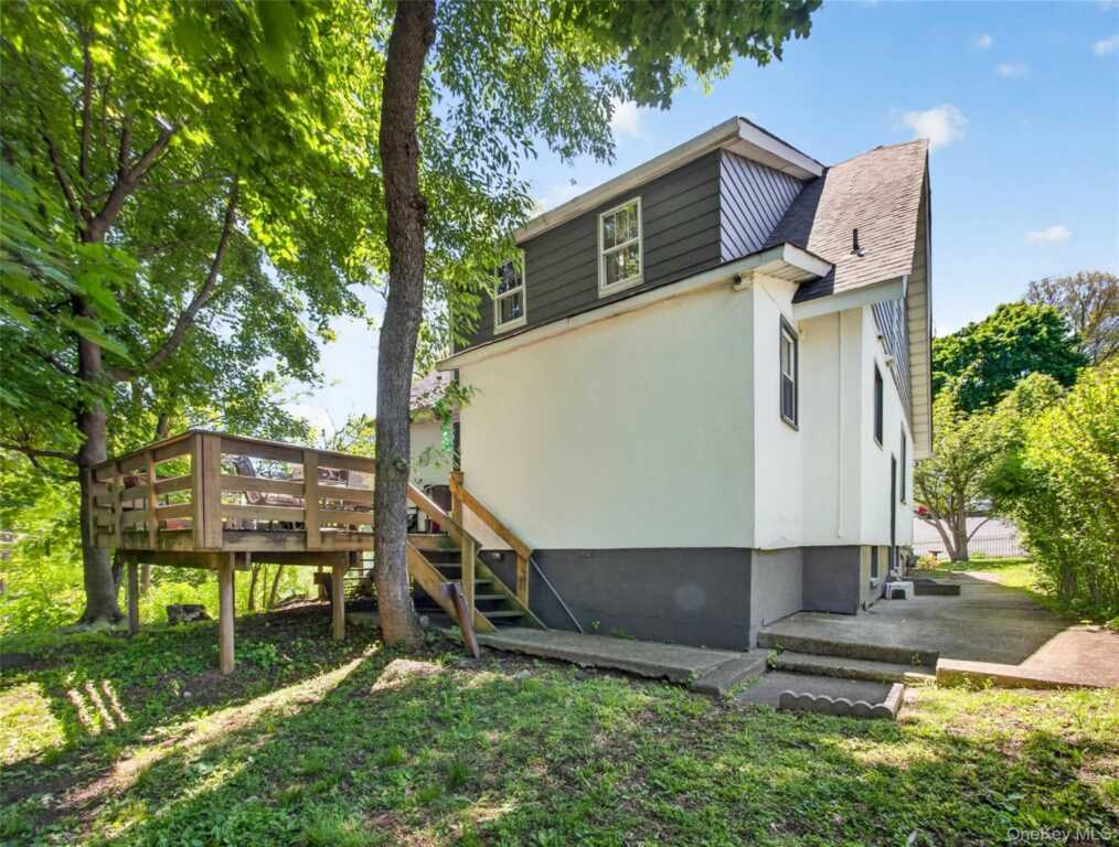 1 Lawrence Street, Nyack, NY 10960 - Photo 34 of 47