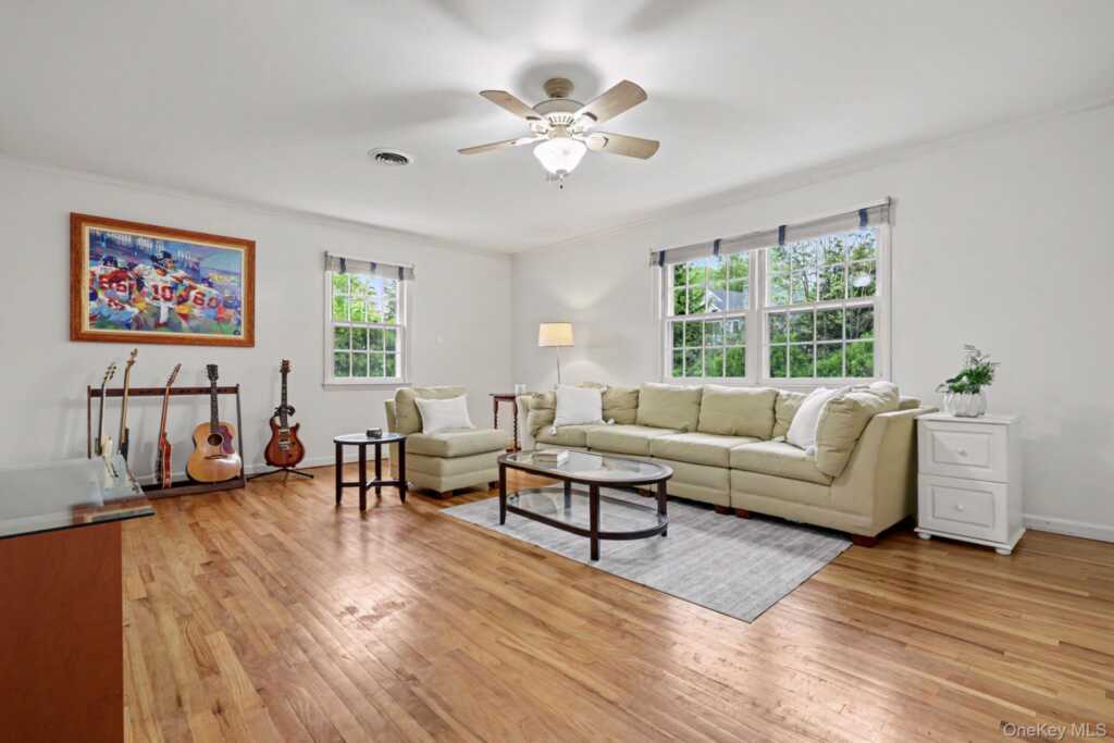 4 Clark Lane, Rye, NY 10580 - Photo 16 of 30