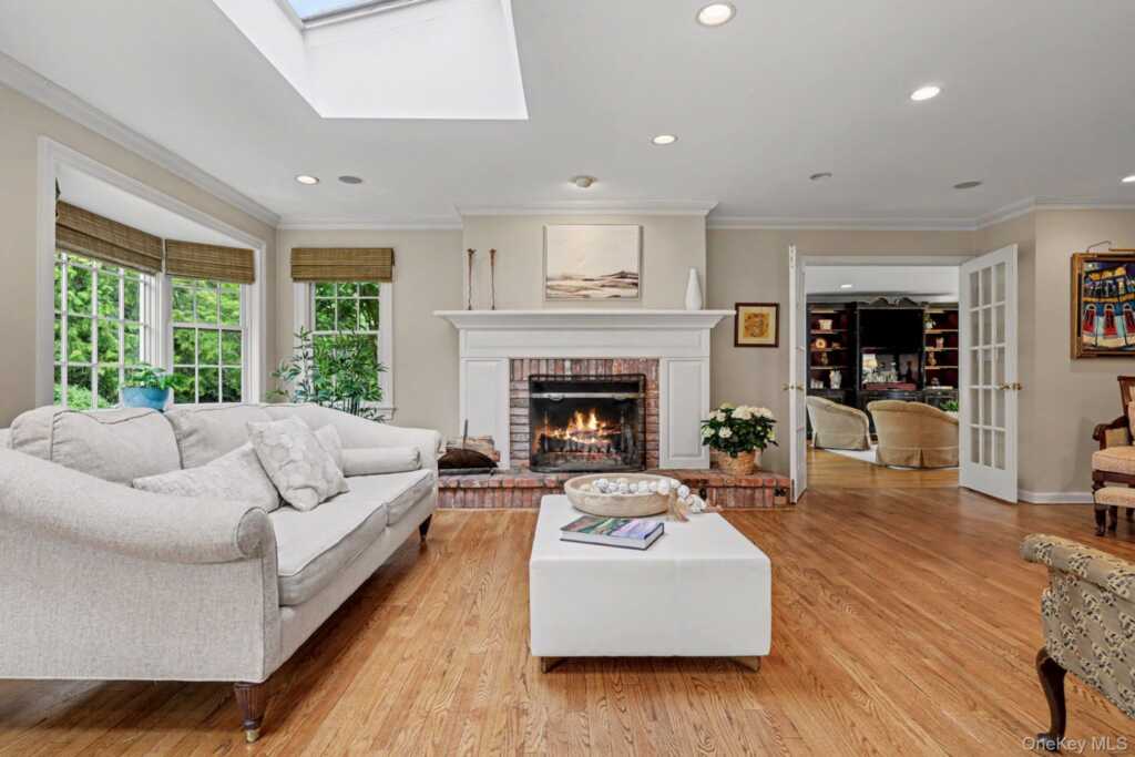 4 Clark Lane, Rye, NY 10580 - Photo 9 of 30