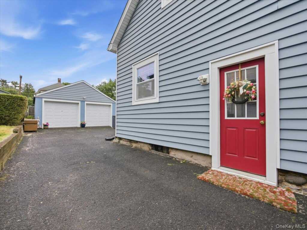 8 E Catherine Street, Nyack, NY 10960 - Photo 32 of 36