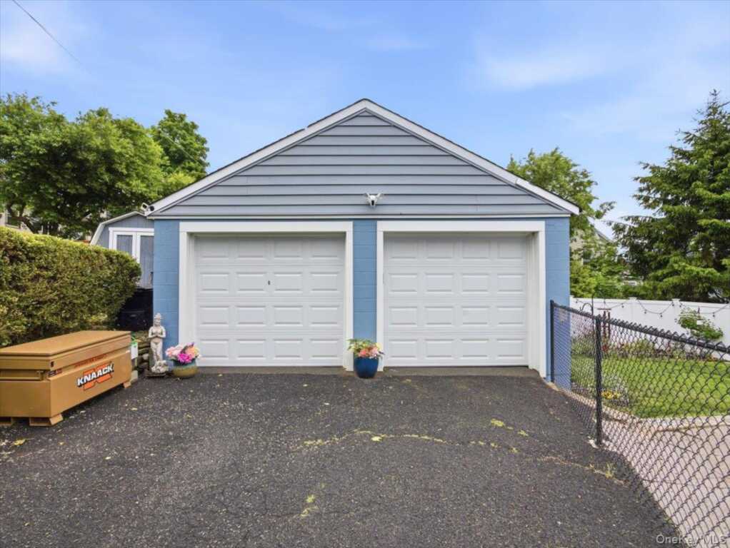 8 E Catherine Street, Nyack, NY 10960 - Photo 33 of 36