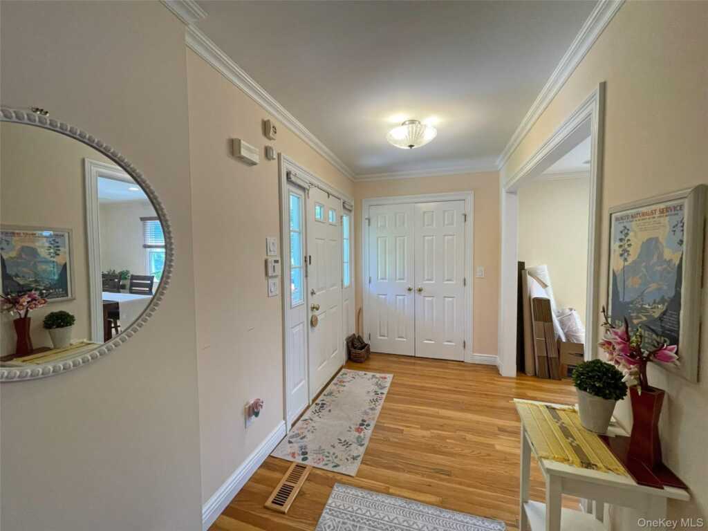 241 Central Avenue, Rye, NY 10580 - Photo 2 of 22