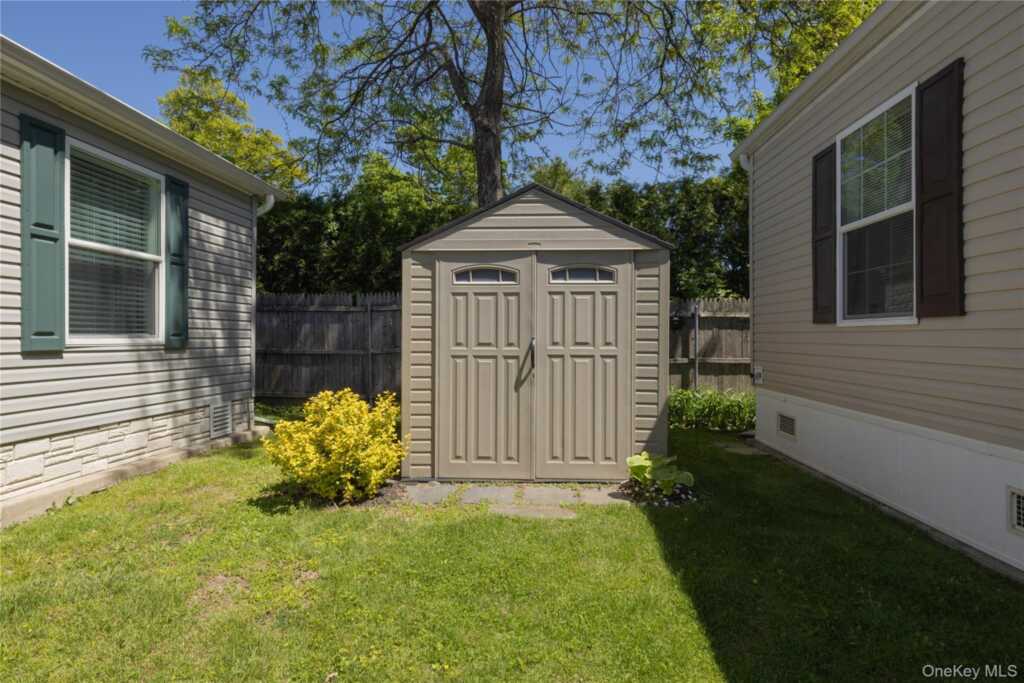 3 North Mountainview MHP, Stony Point, NY 10980 - Photo 20 of 21
