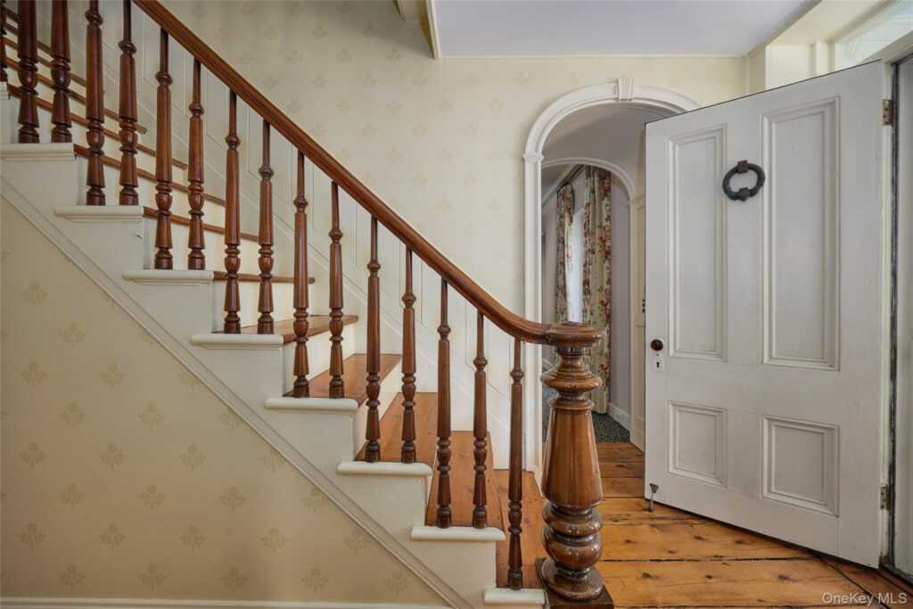 116 S Mountain Road, New City, NY 10956 - Photo 11 of 50