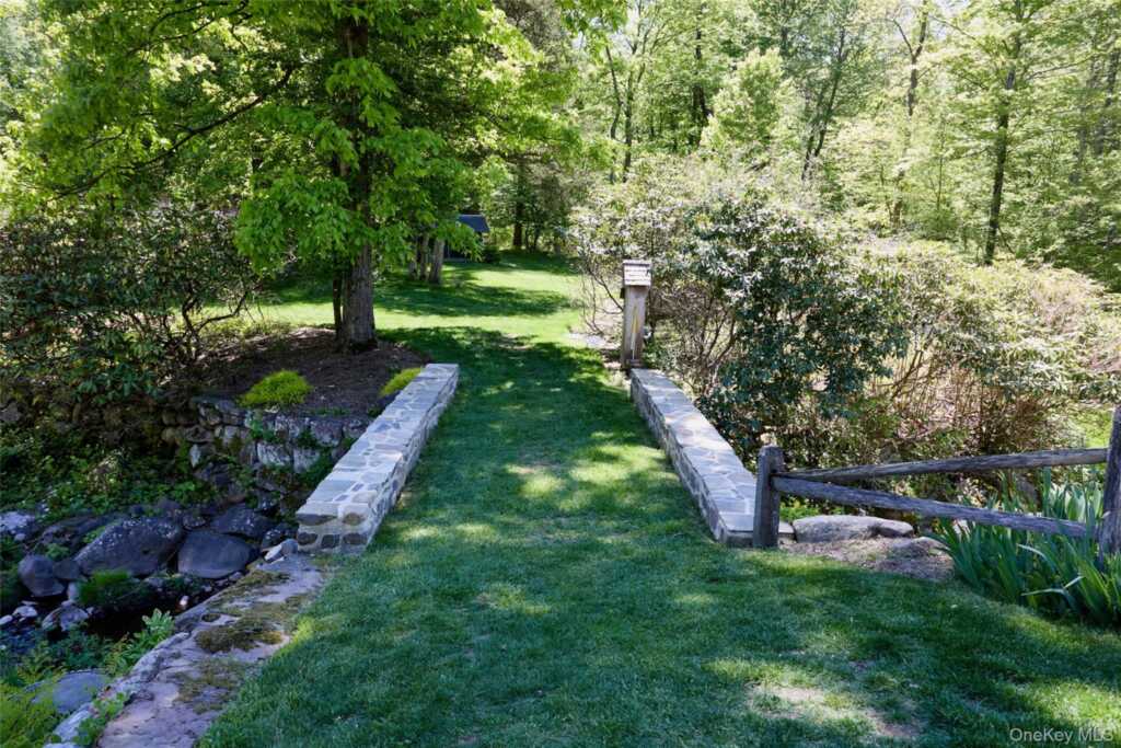 116 S Mountain Road, New City, NY 10956 - Photo 45 of 50