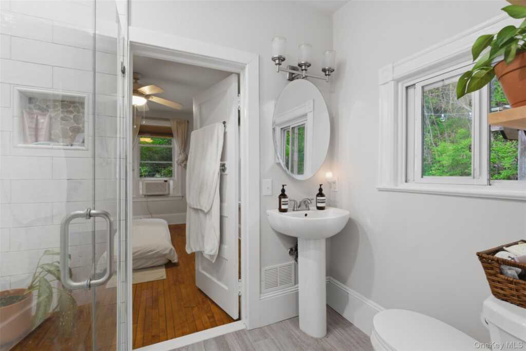 988 Route 9w, Nyack, NY 10960 - Photo 14 of 24