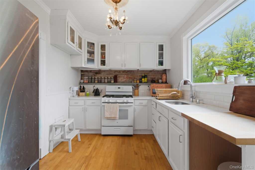 988 Route 9w, Nyack, NY 10960 - Photo 8 of 24