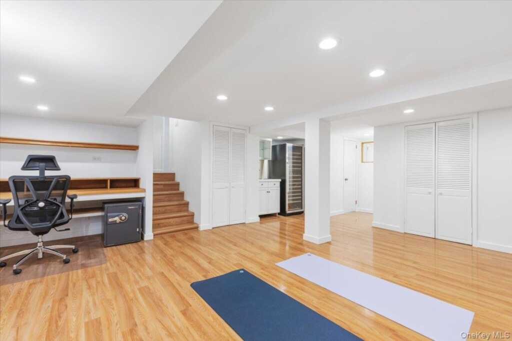 37 Colby Avenue, Rye, NY 10580 - Photo 29 of 37