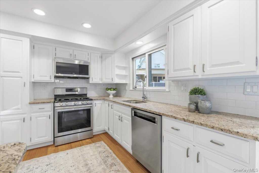 37 Colby Avenue, Rye, NY 10580 - Photo 8 of 37