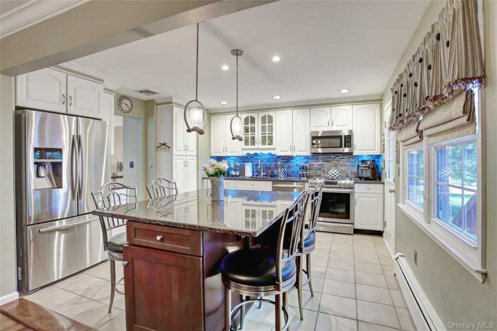 3 Durham Lane, Suffern, NY 10901 - Photo 11 of 34