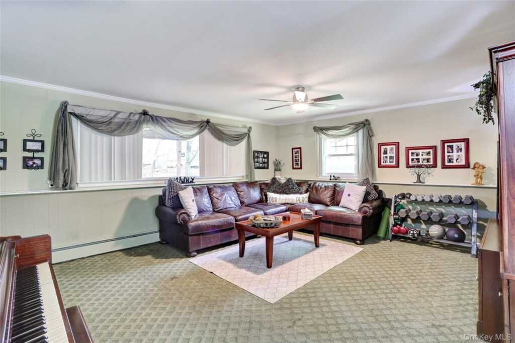 3 Durham Lane, Suffern, NY 10901 - Photo 20 of 34