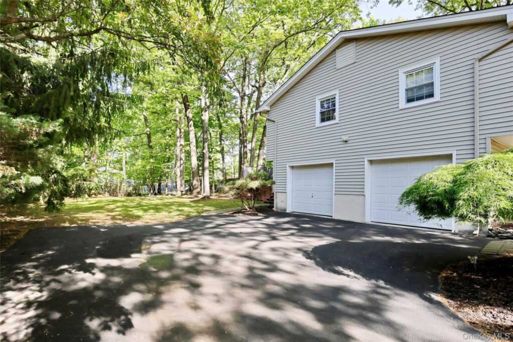 3 Durham Lane, Suffern, NY 10901 - Photo 31 of 34