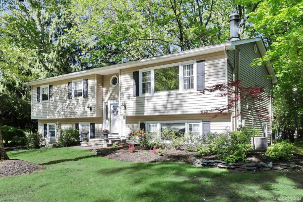 3 Durham Lane, Suffern, NY 10901 - Photo 33 of 34
