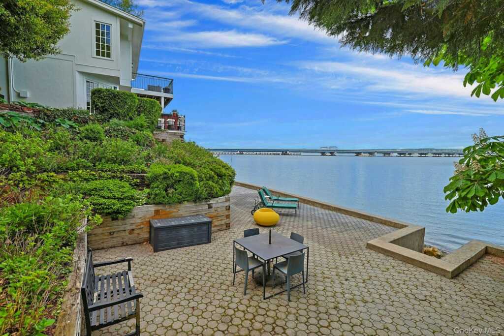 88 River Road, Nyack, NY 10960 - Photo 8 of 49