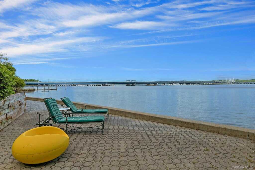88 River Road, Nyack, NY 10960 - Photo 9 of 49