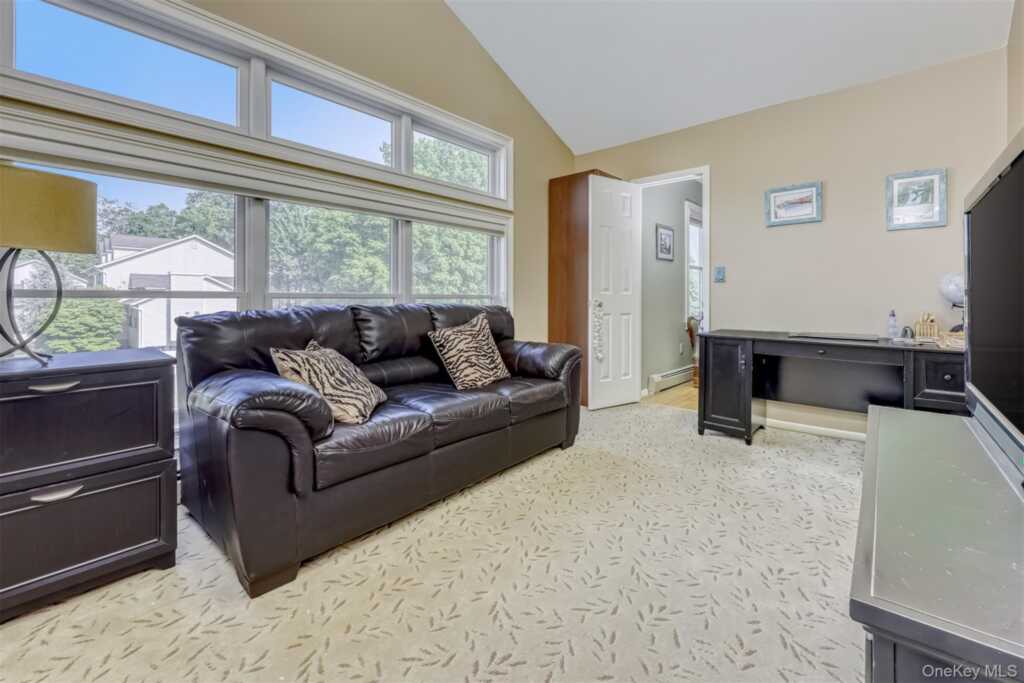 49 Cranford Drive, New City, NY 10956 - Photo 13 of 25