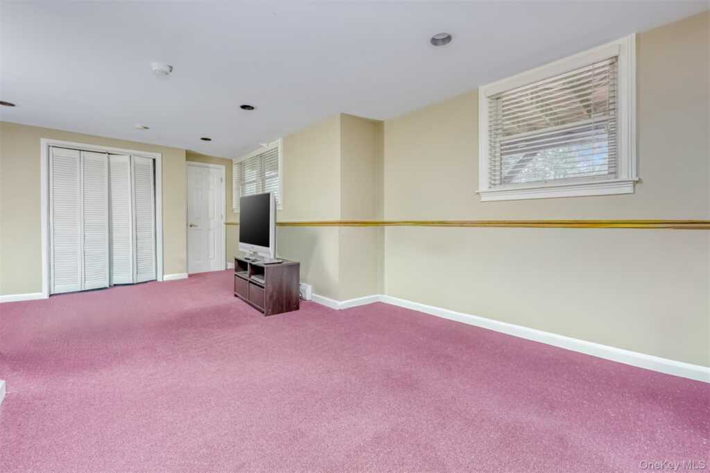 49 Cranford Drive, New City, NY 10956 - Photo 19 of 25