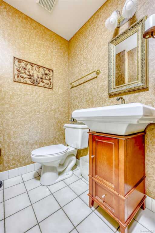 49 Cranford Drive, New City, NY 10956 - Photo 6 of 25