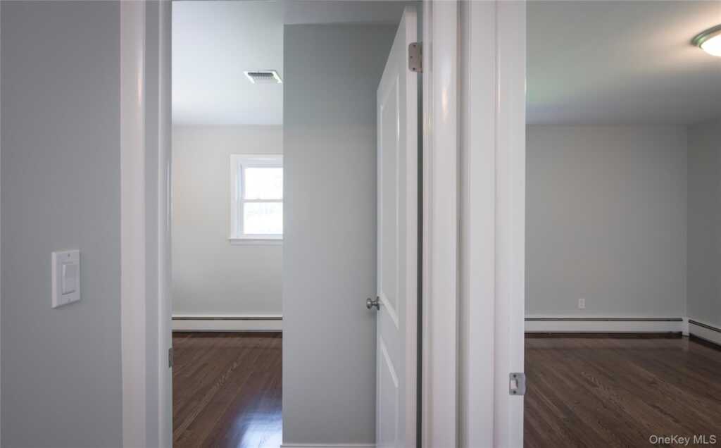 16 Elmwood Drive, New City, NY 10956 - Photo 17 of 21