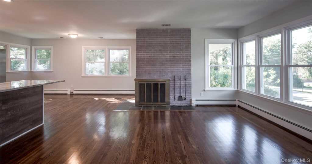 16 Elmwood Drive, New City, NY 10956 - Photo 5 of 21