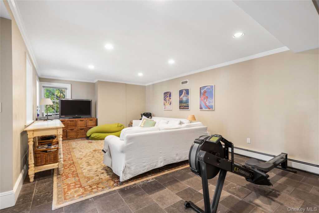 101 Milton Road, Rye, NY 10580 - Photo 20 of 23