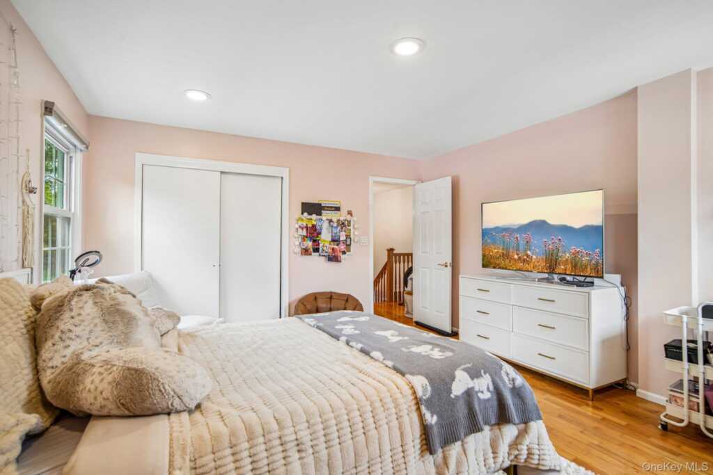 30 Yale Drive, New City, NY 10956 - Photo 34 of 46