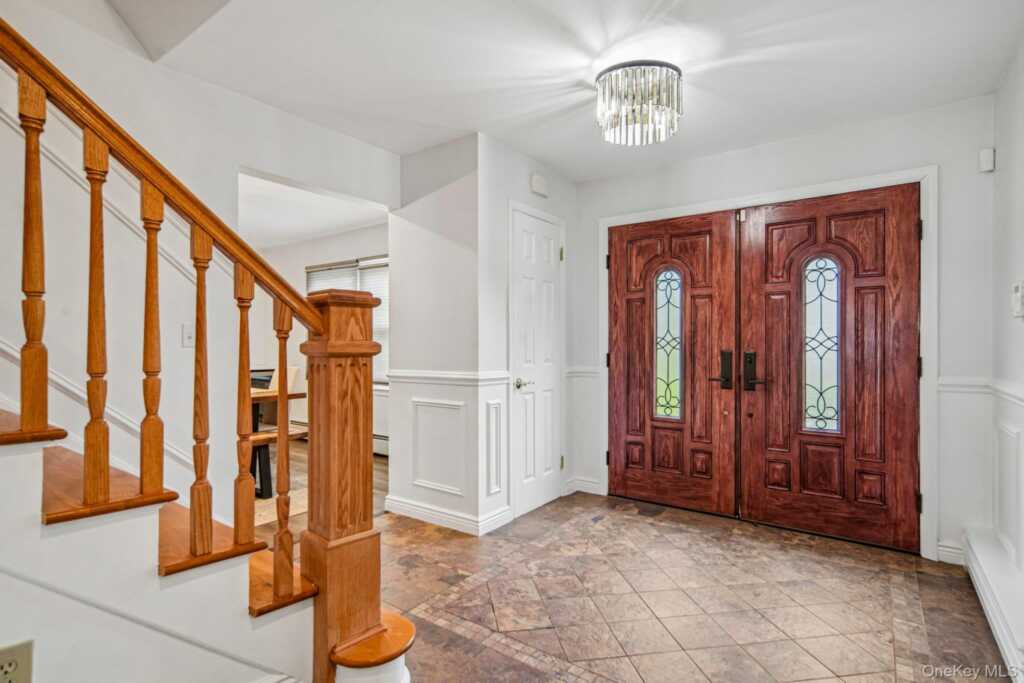 30 Yale Drive, New City, NY 10956 - Photo 5 of 46