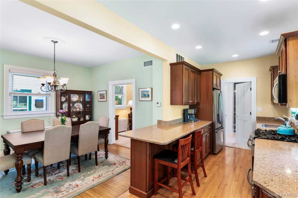 35 4th Avenue, Nyack, NY 10960 - Photo 18 of 41