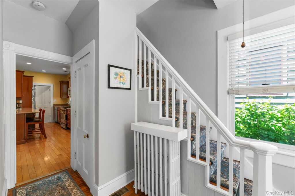 35 4th Avenue, Nyack, NY 10960 - Photo 9 of 41