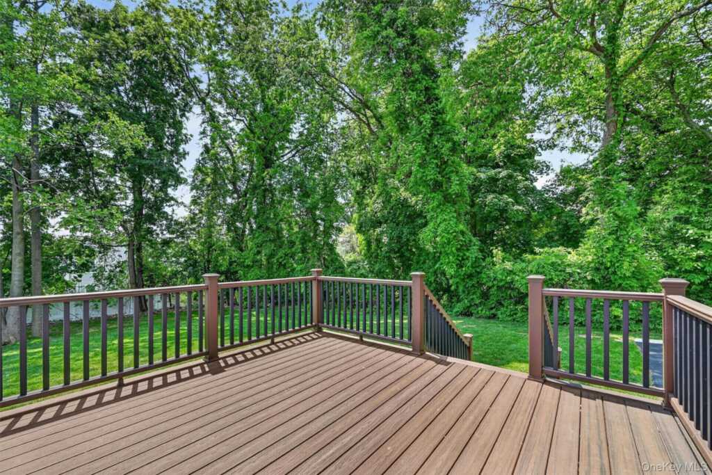 106 Cedar Avenue, Pearl River, NY 10965 - Photo 30 of 34