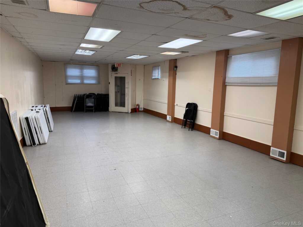 140 Terrace Avenue, Rye, NY 10573 - Photo 2 of 6