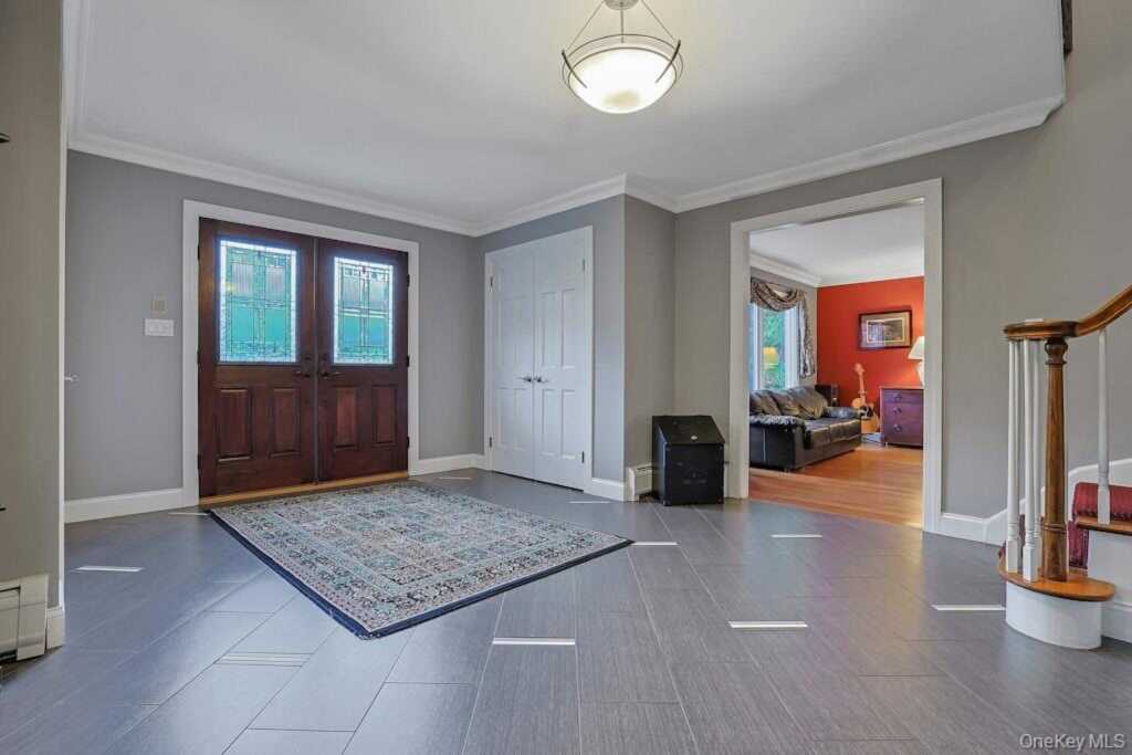 27 Rochelle Drive, New City, NY 10956 - Photo 13 of 38